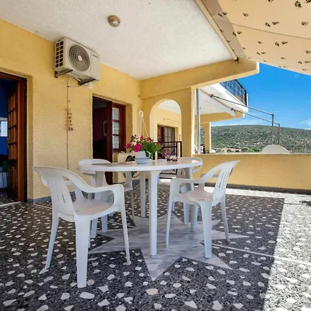 Elia Apartament