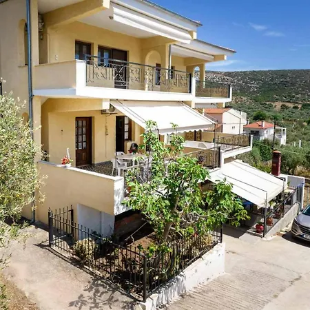Elia Apartament Potos